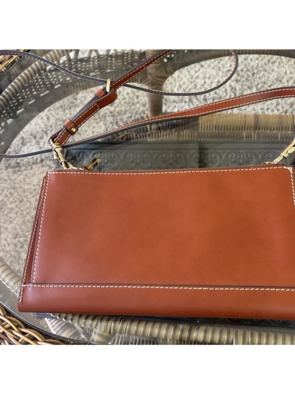 Dooney & Bourke Alto Benedetta Crossbag Premium Italian Leather - Picture 4 of 13